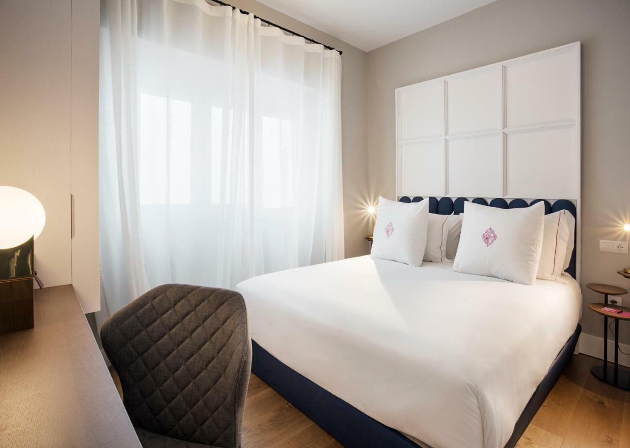 סביליה Apartamentos One Shot Conde De Torrejon מראה חיצוני תמונה